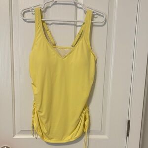 Land’s End Tankini. Adjustable straps. Built in bra. Size: 10